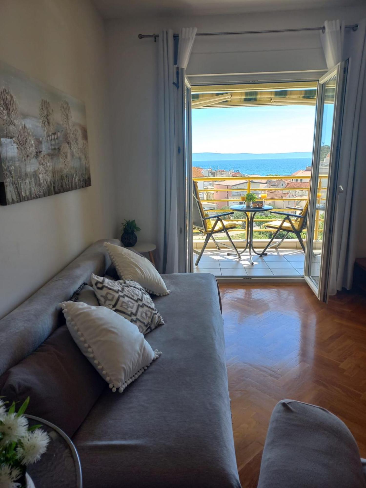 Coastal Calm Apartment